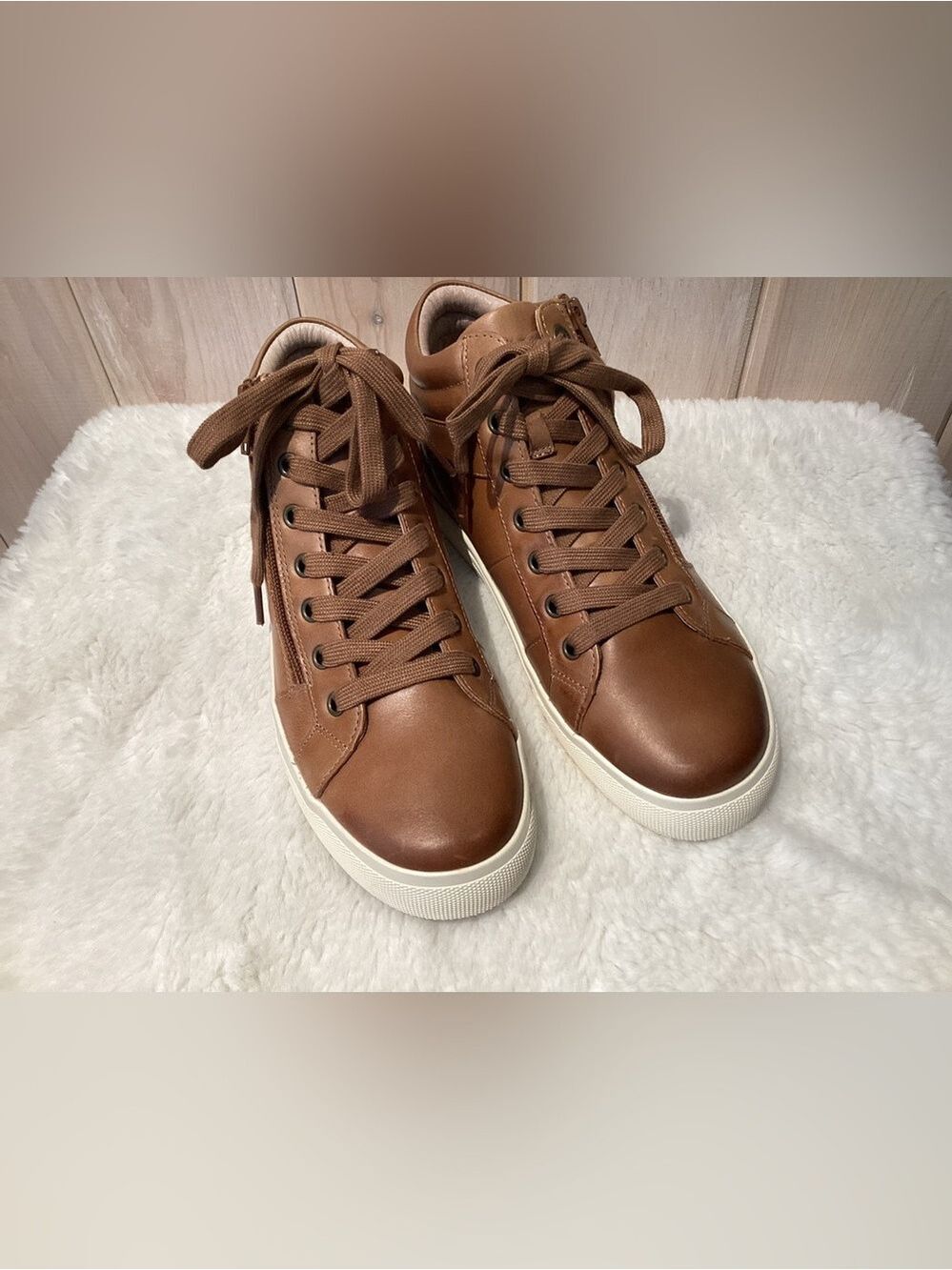 Taos Winner Leather High Top Sneaker Caramel - Picture 10 of 13